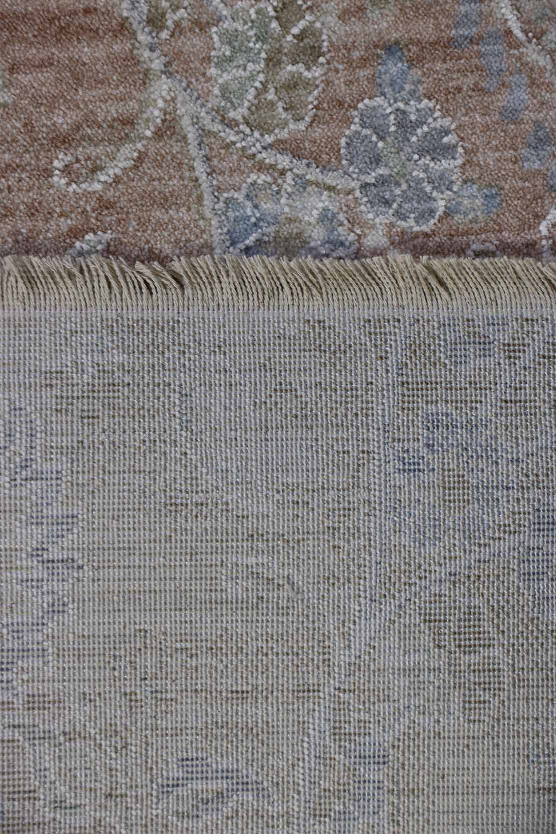 <p>Turkish Modern <strong>Opera Rug</strong>  - Cream - 6.5 x 9.8 FT</p>