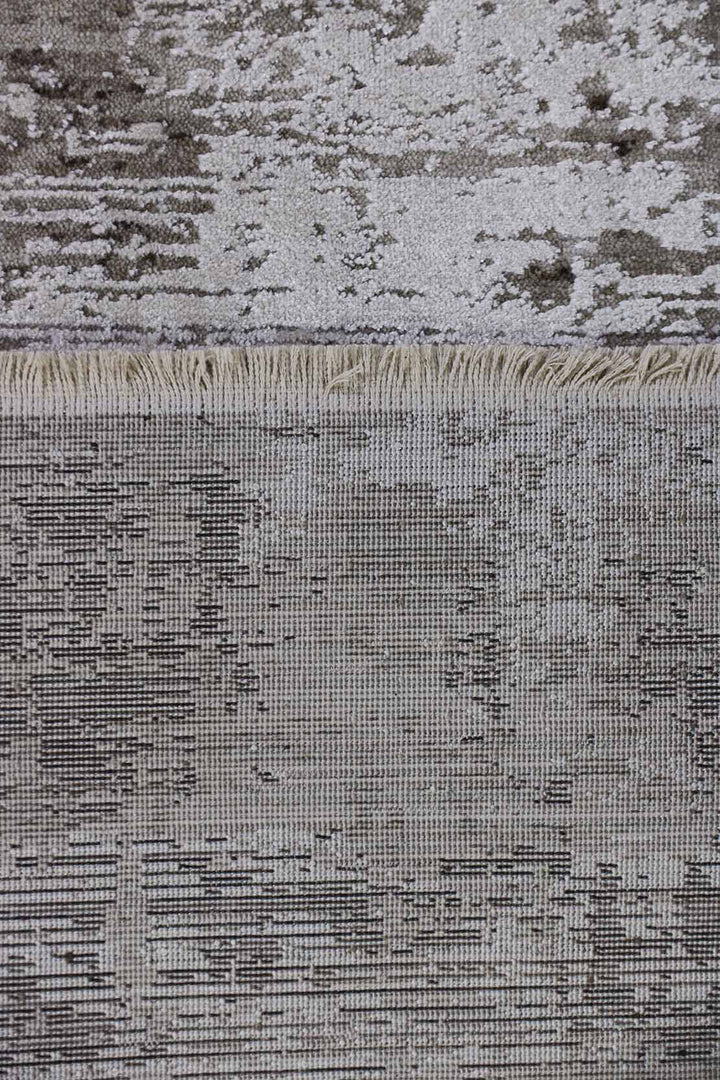 <p>Turkish Modern <strong>Elements Rug</strong>  - Brown - 4.9 x 7.8 FT</p>