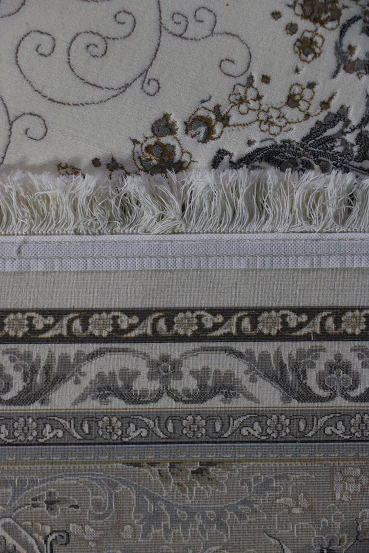 Classical and Traditional <strong>Royal</strong> Rug - Cream