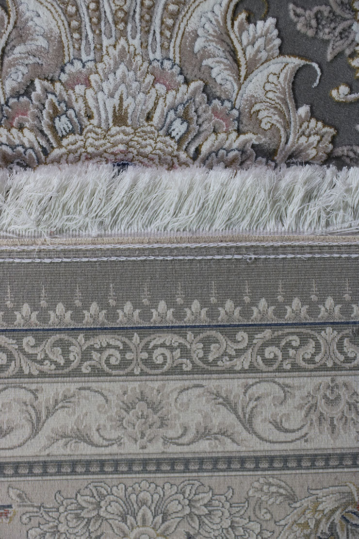 Classical and Traditional <strong>Royal</strong> Rug - Cream