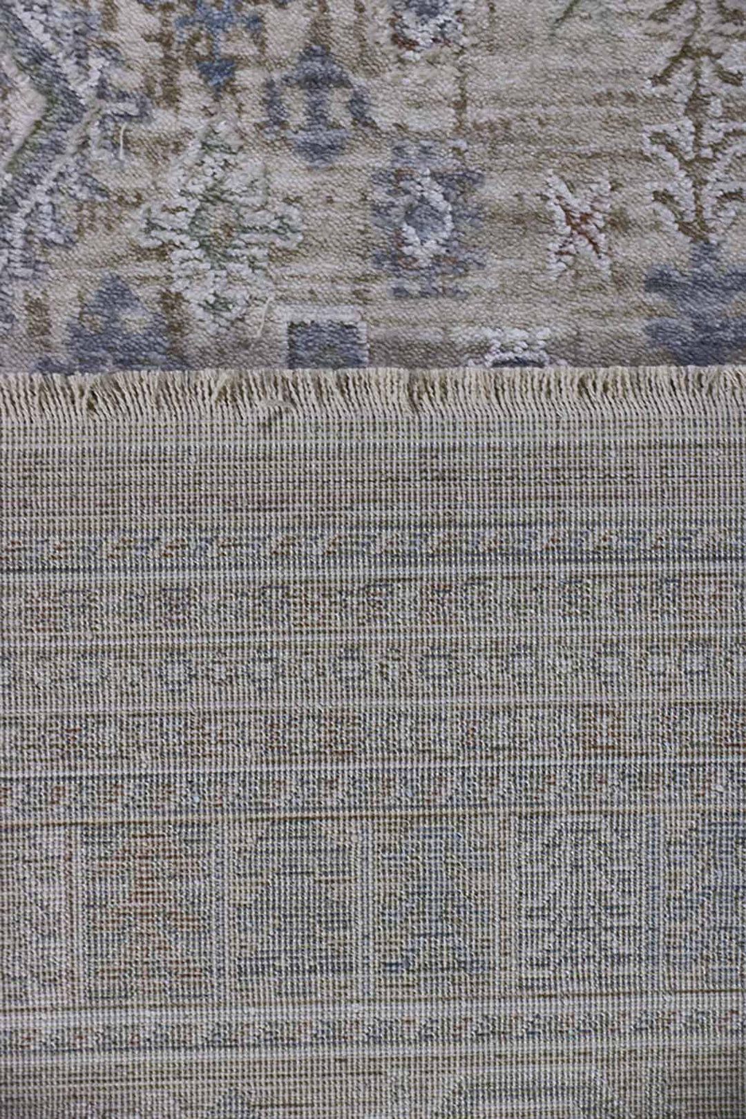 <p>Turkish Modern <strong>Opera Rug</strong>  - Cream - 4.9 x 7.8 FT</p>