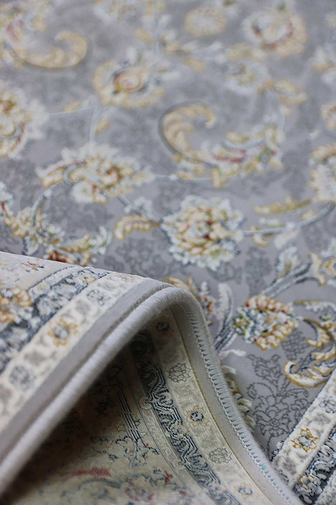 Iranian Premium Quality Authentic 1500 Rug - 2.6 x 4.9 FT - Gray - Resilient Construction for Long-Lasting Use