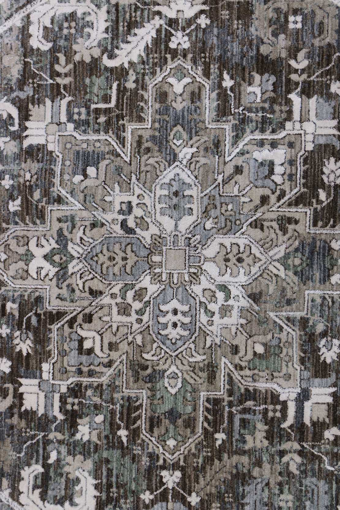 <p>Turkish Modern <strong>Elements Rug</strong>  - Brown - 5.2 x 5.2 FT</p>