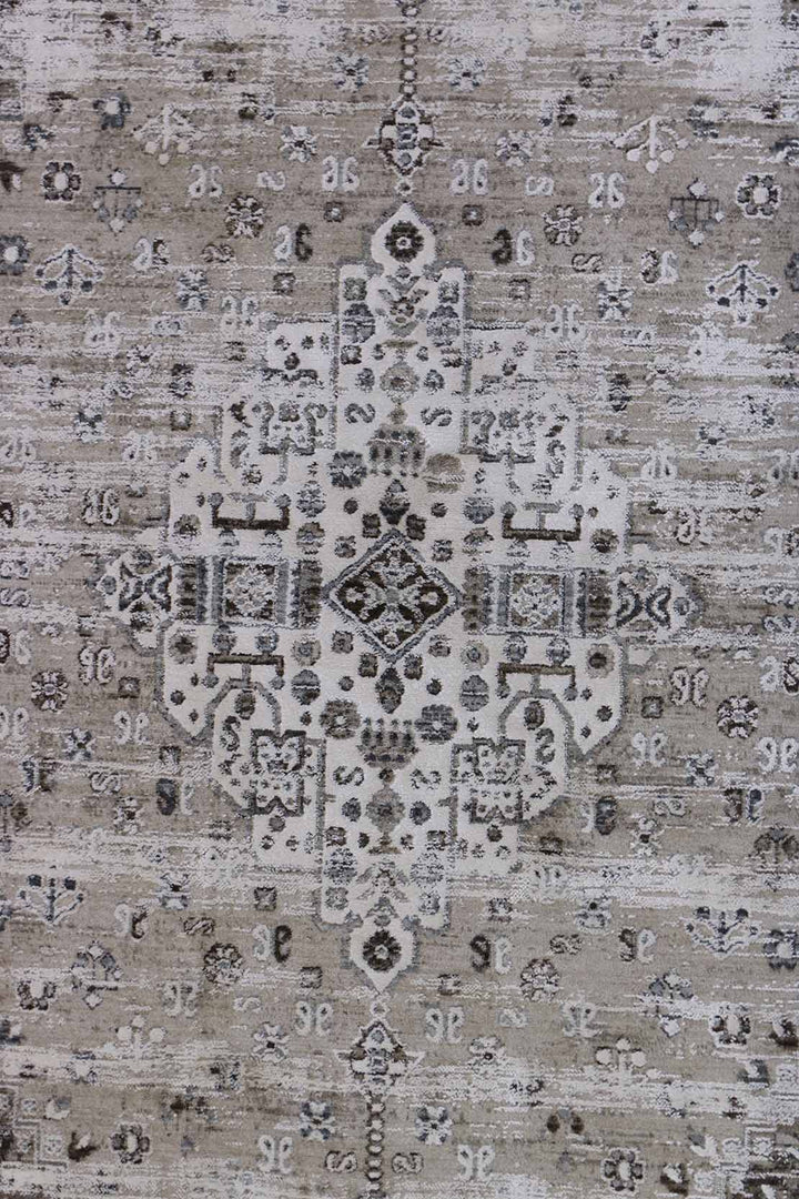 <p>Turkish Modern <strong>Elements Rug</strong>  - Brown - 4.9 x 7.8 FT</p>