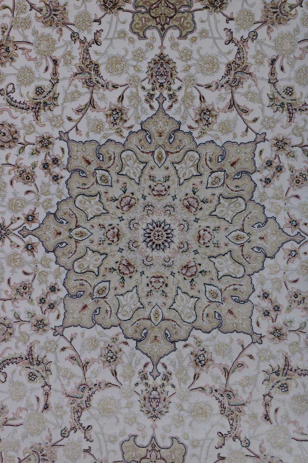 Iranian Premium Quality Authentic Persian 1200 Rug - 3.9 x 5.6 FT - Unveiling the Elegance and Tradition of Authentic Persian Rugs