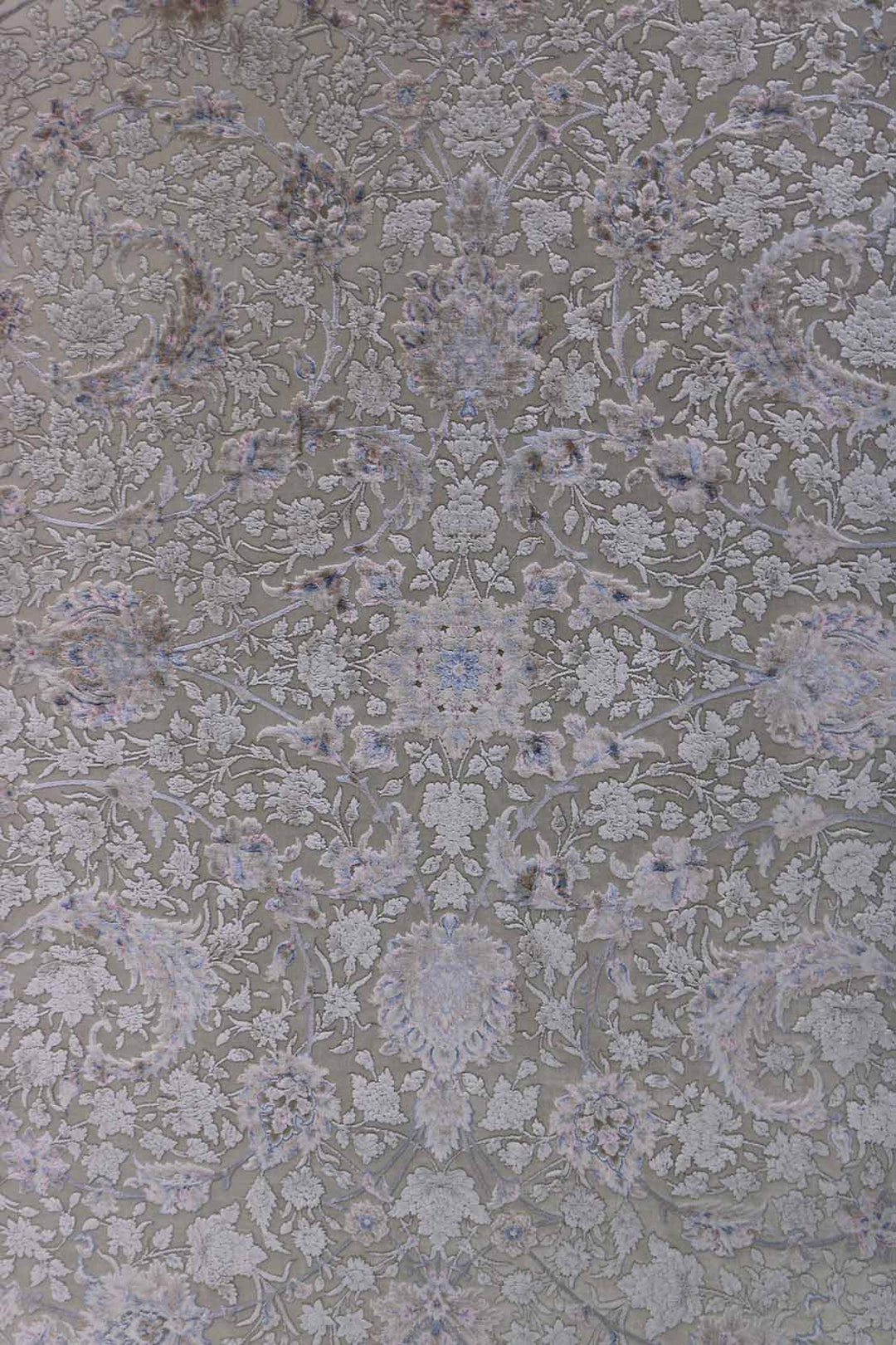 Iranian Oriental Collection Rug - 8.2 x 11.5 FT - Resilient Construction for Long-Lasting Use