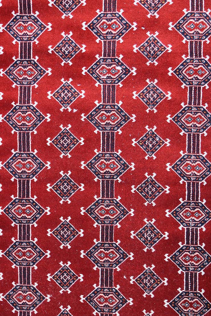 Iranian Premium Quality Authentic Rug - 3.3 x 6.6 FT - Resilient Construction for Long-Lasting Use