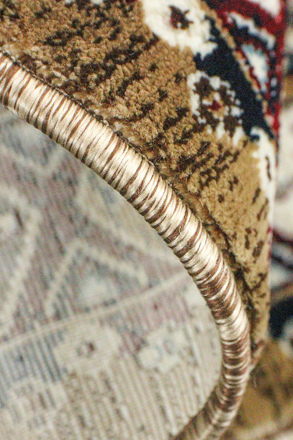 Classical and Traditional Design - 4.9 x 7.3 FT - Brown - Emirfringes Rug - Superior Elegant Rug for Living Room - V Surfaces