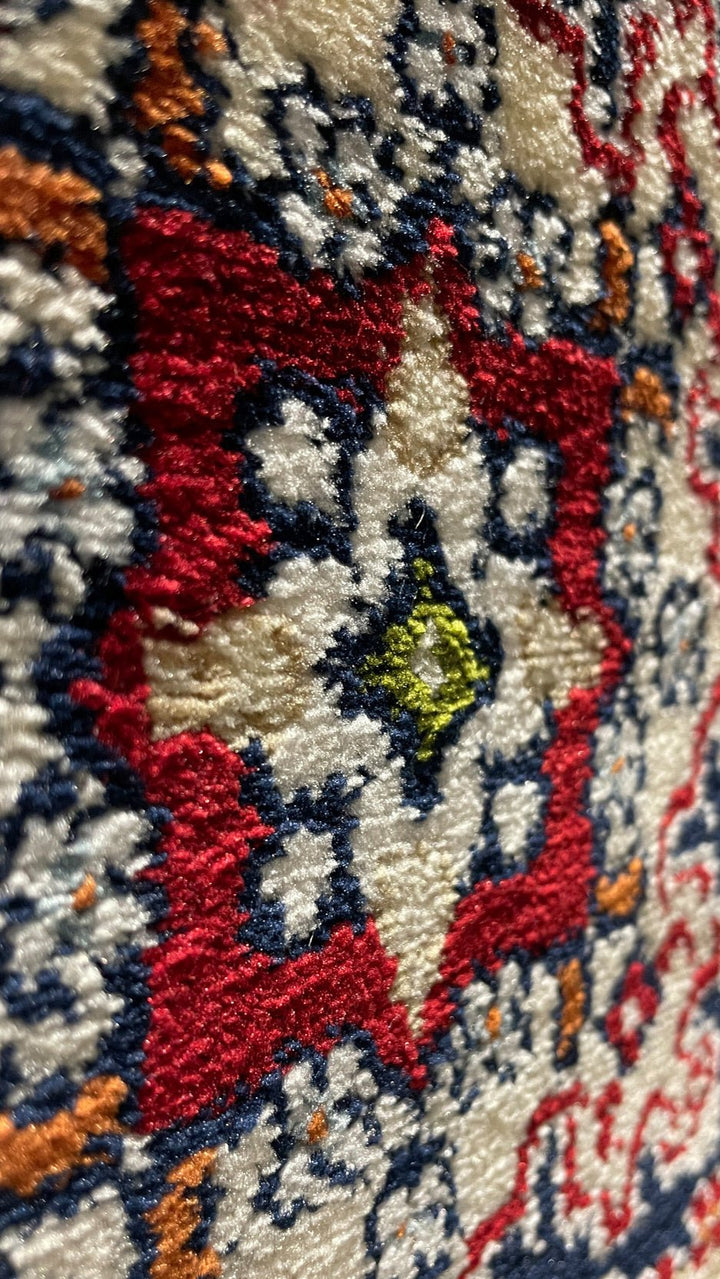 Crystal - 13-Foot Wide Wall-to-Wall Carpet - V Surfaces