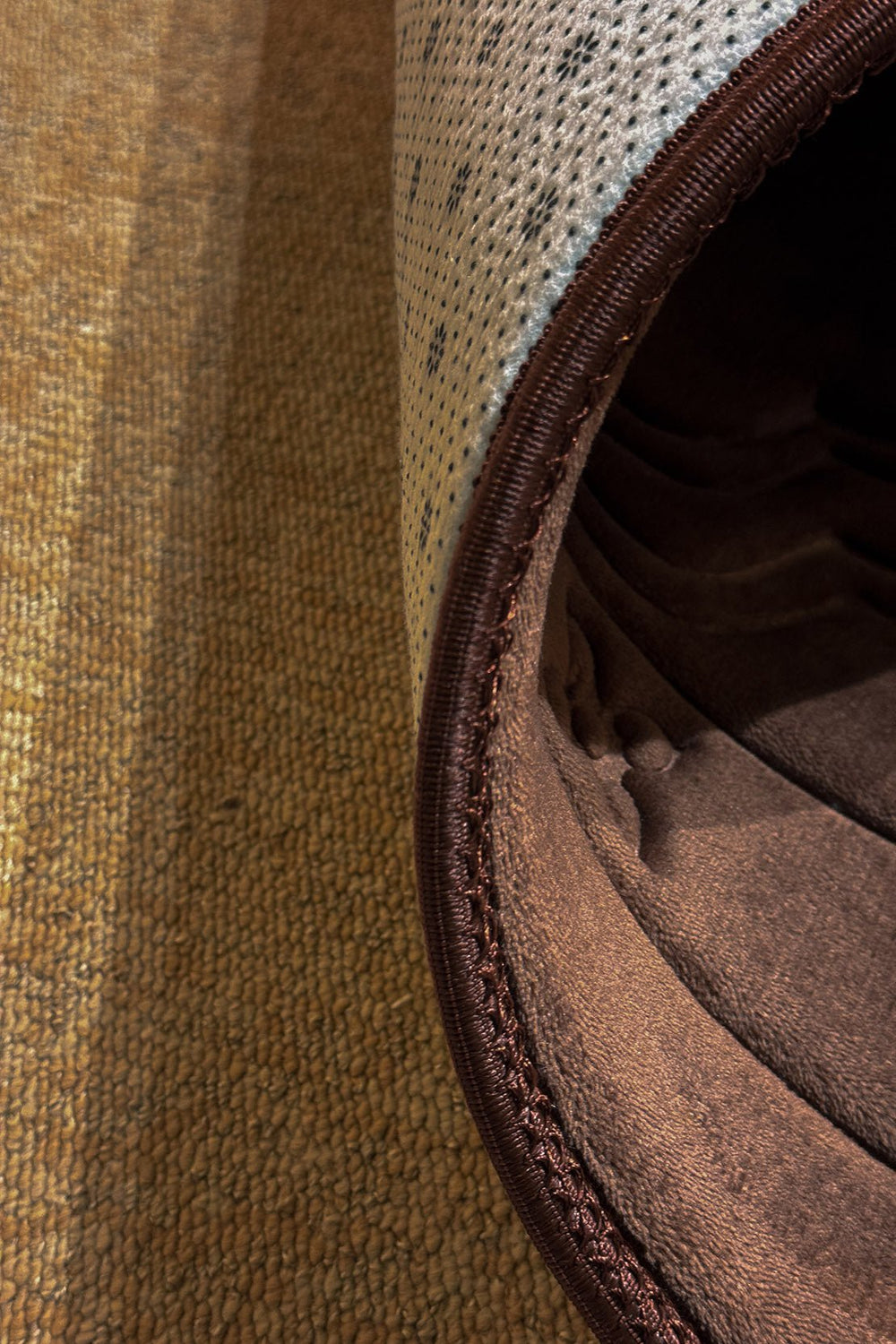 Premium Memory Foam Janamaz brown - Islamic Prayer Mat - Very Thick, Padded, Non-Slip - V Surfaces