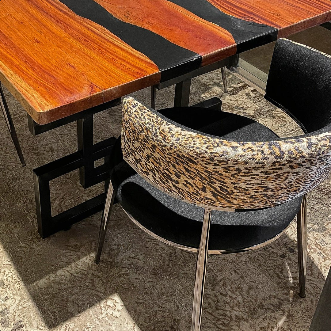 Resin Dining Table - V Surfaces