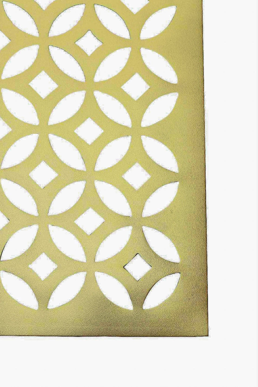 Splash Table Runner Golden - V Surfaces