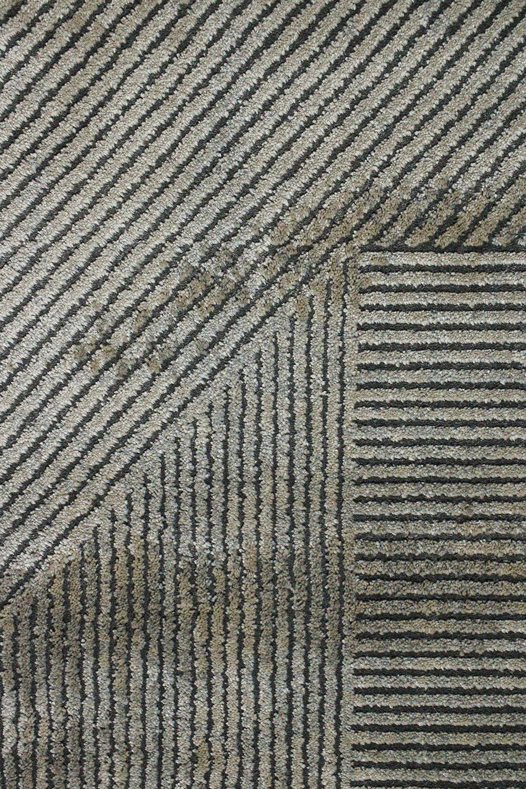 Turkish Modern Festival 1 Rug - Gray - 6.5 x 9.8 FT - Sleek and Minimalist for Chic Interiors - V Surfaces