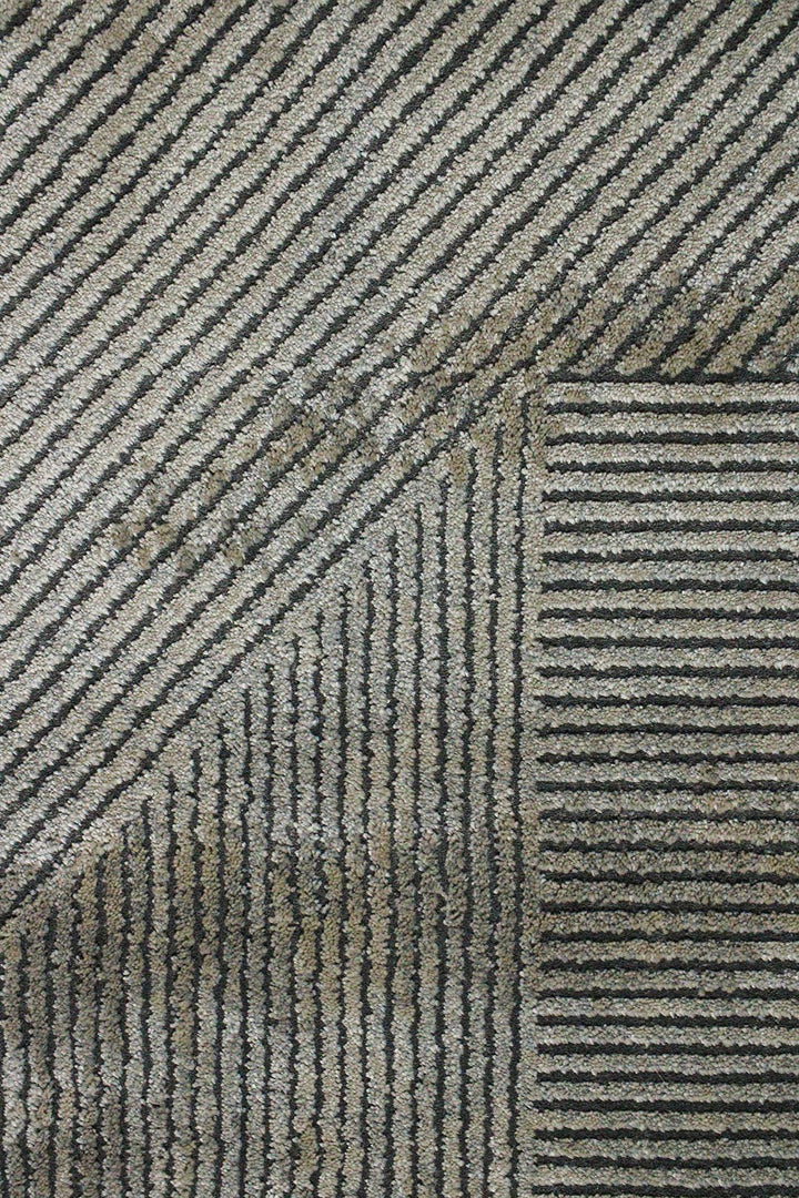 Turkish Modern Festival 1 Rug - Gray - 6.5 x 9.8 FT - Sleek and Minimalist for Chic Interiors - V Surfaces