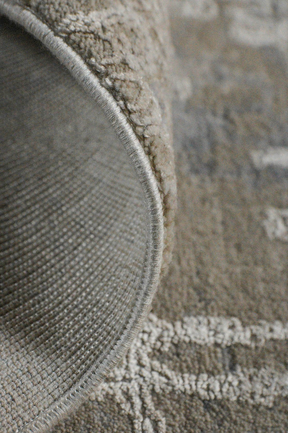 Turkish Modern Festival Viscos Rug - 6.5 x 6.5 FT - Gray - Sleek and Minimalist for Chic Interiors - V Surfaces