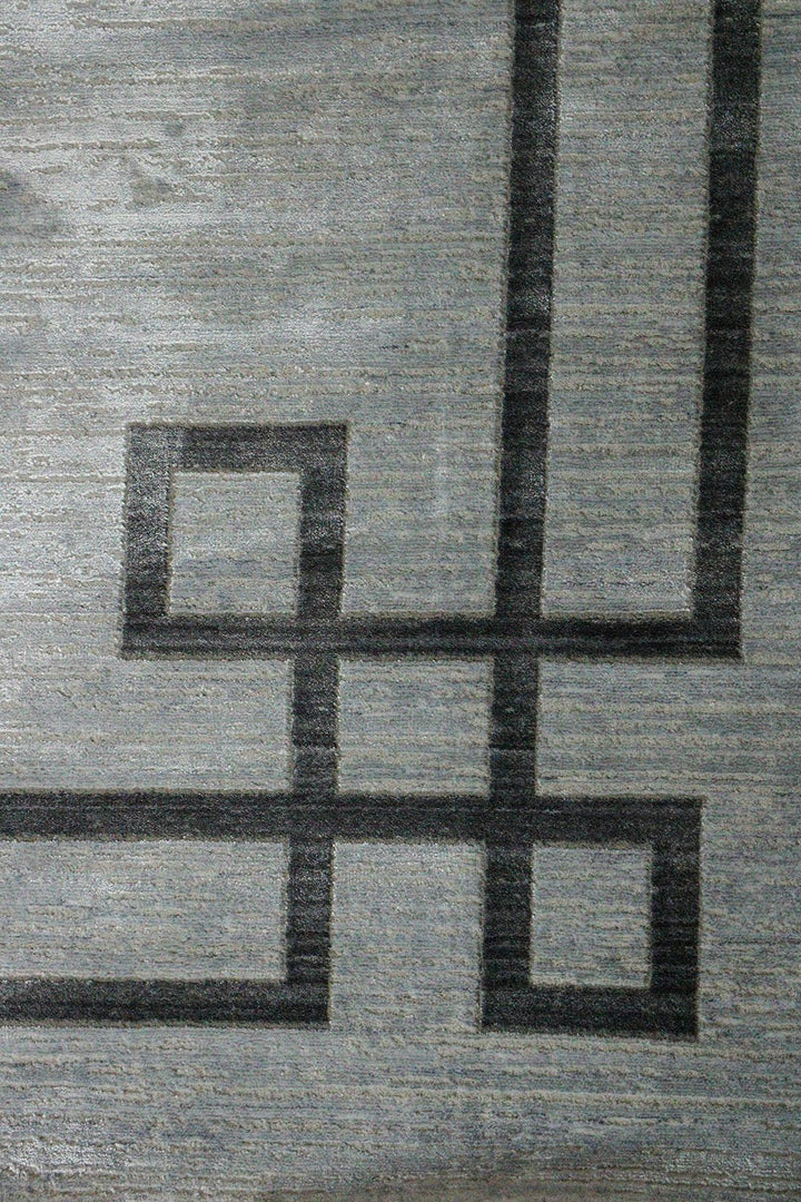 Turkish Modern Festival Viscos Rug - 7.7 x 10.1 FT - Gray - Sleek and Minimalist for Chic Interiors - V Surfaces