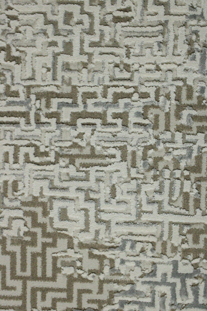 Turkish Modern Festival Viscos Rug - Cream & White - 5.2 x 7.5 FT - Sleek And Minimalist For Chic Interiors - V Surfaces