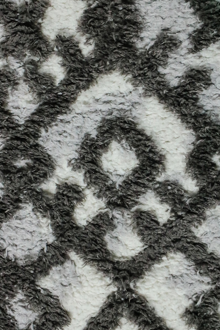 Turkish Modern Festival WD Rug - 5.2 x 7.5 FT - Cream - Sleek and Minimalist for Chic Interiors - V Surfaces