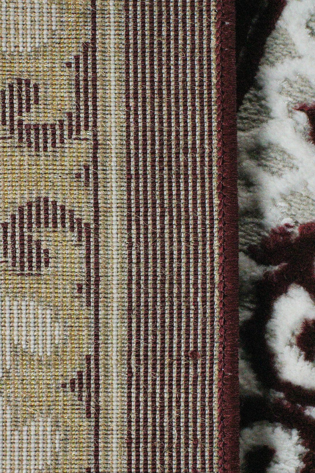 Turkish Modern Festival Wd Rug - Red and Cream - 3.2 x 16. FT - Sleek and Minimalist for Chic Interiors - V Surfaces