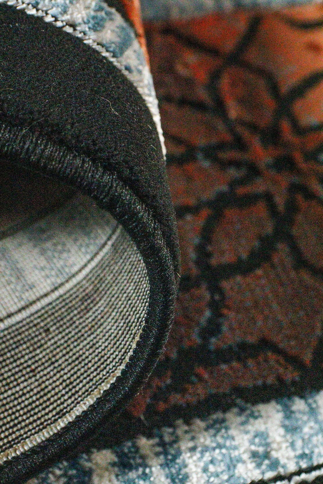 Turkish Modern Vk-Gem Rug - Shrblack - 6.5 X 9.5 Ft- Sleek And Minimalist For Chic Interiors - V Surfaces