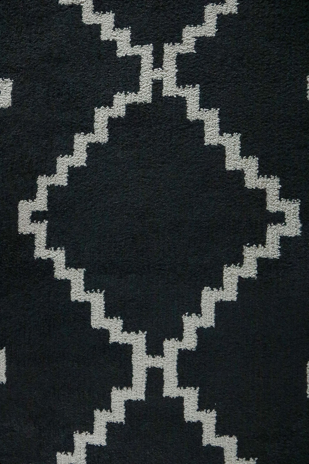 Turkish Plush and Soft Festival WD Shaggy Rug -5.3 x 7.5 FT - Cream and Black - Fluffy Furry Floor Decor Shaggy Rug - V Surfaces