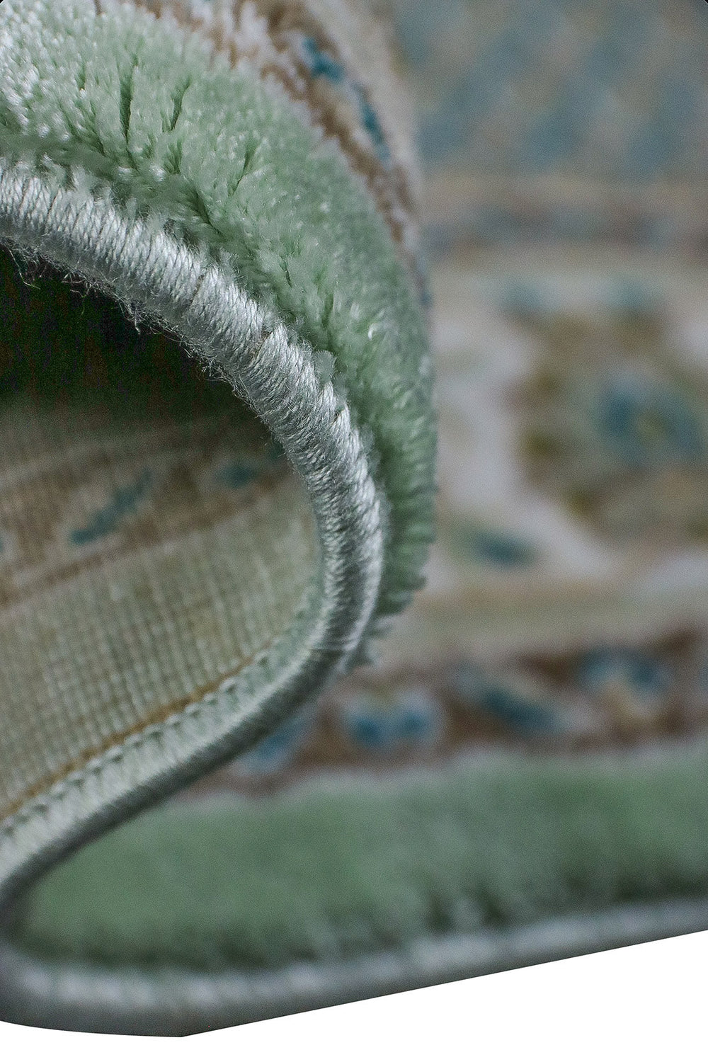 Turkish Style Acrylic Sajjadeh Prayers Mat - Green - Soft, Durable, and Easy to Clean - V Surfaces