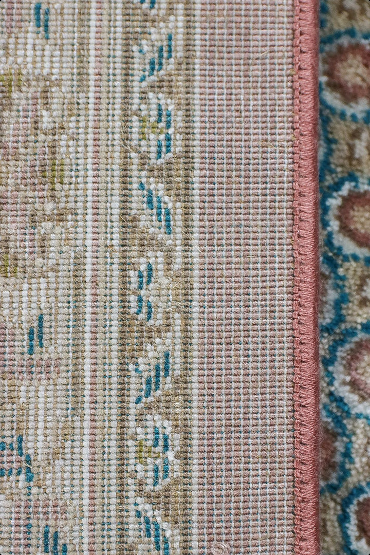 Turkish Style Acrylic Sajjadeh Prayers Mat - Maroon- Soft, Durable, and Easy to Clean - V Surfaces