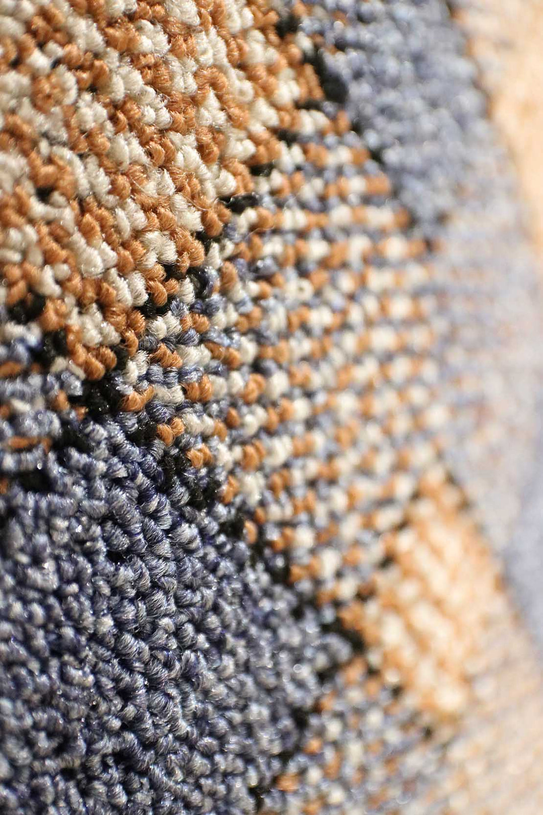Wall to Wall Carpet Excel 115 - V Surfaces