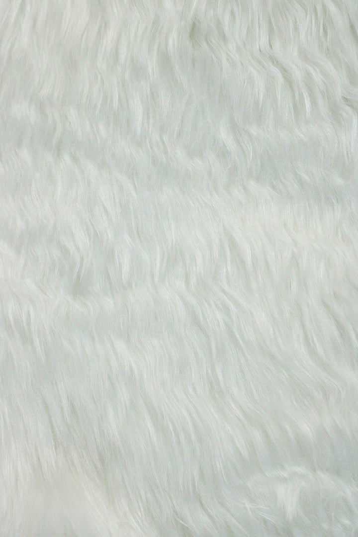 Wild Life (Sheep Fur) - 2.9 x 4.9 FT - White - Luxuriously Soft Fluffy Rug - V Surfaces